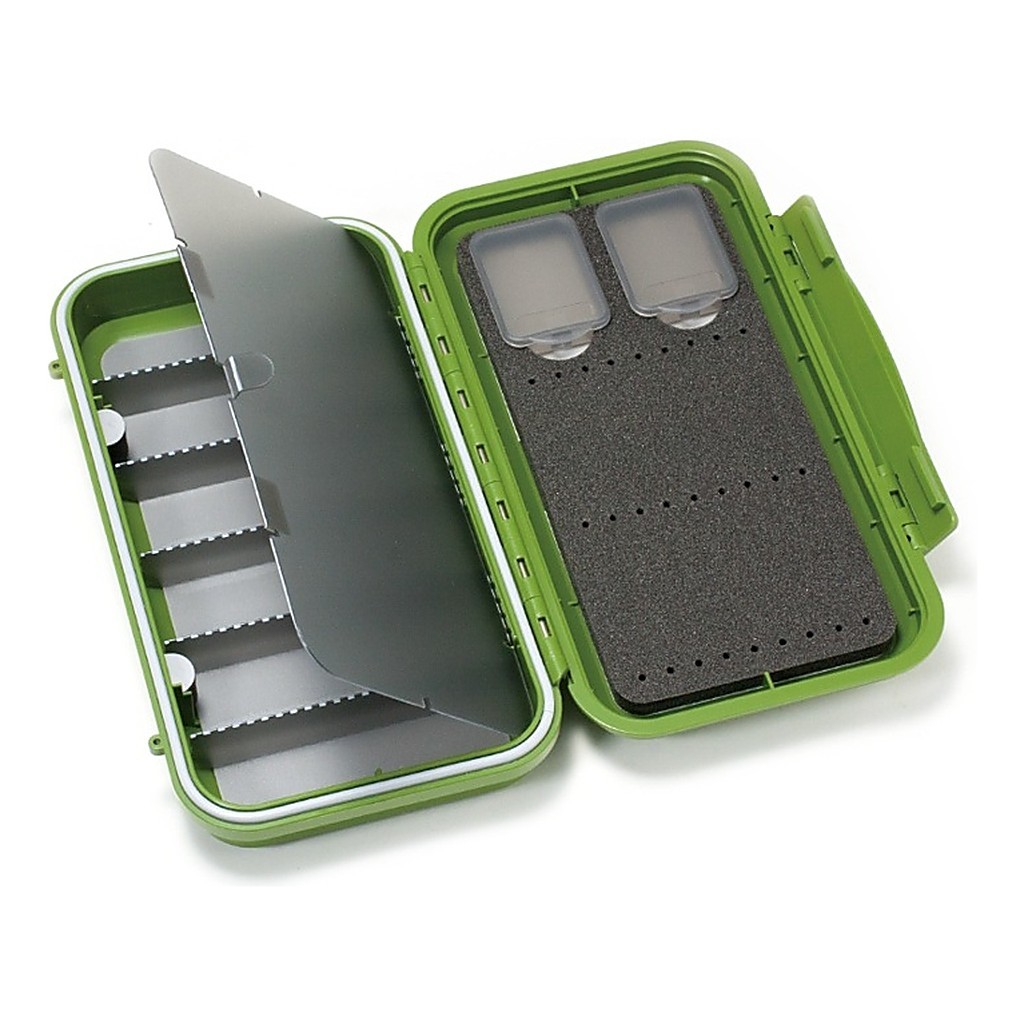 C&F Design Large 3-Row WP Tube Fly Case w 6 Comp (CF-3406H) Olive in de groep Opslag / Tackleboxen / Vliegvisboxen bij Sportfiskeprylar.se (1100220)