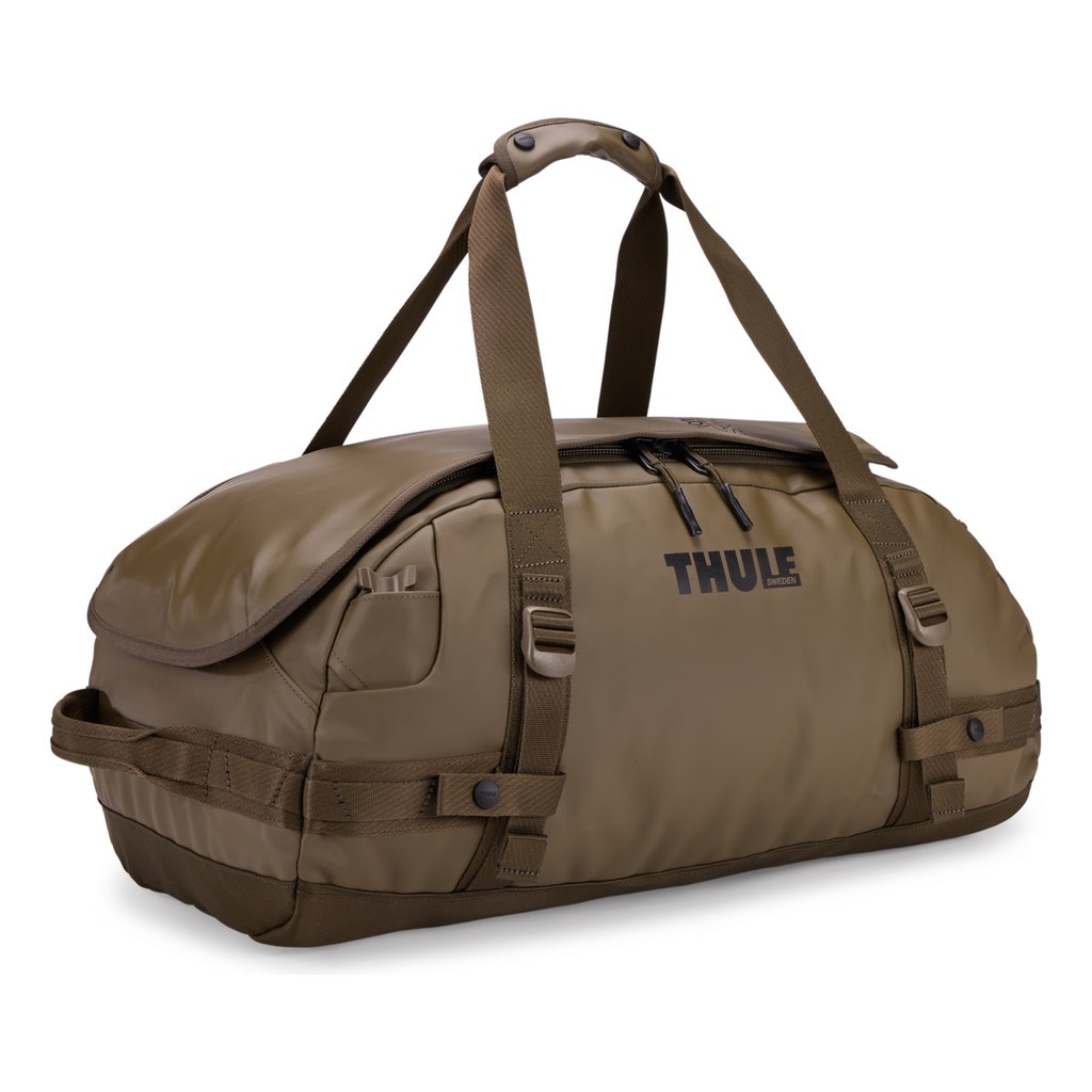 Thule Chasm Recycled Duffel 40L - Deep Khaki in de groep Opslag / Plunjezakken bij Sportfiskeprylar.se (3205139)