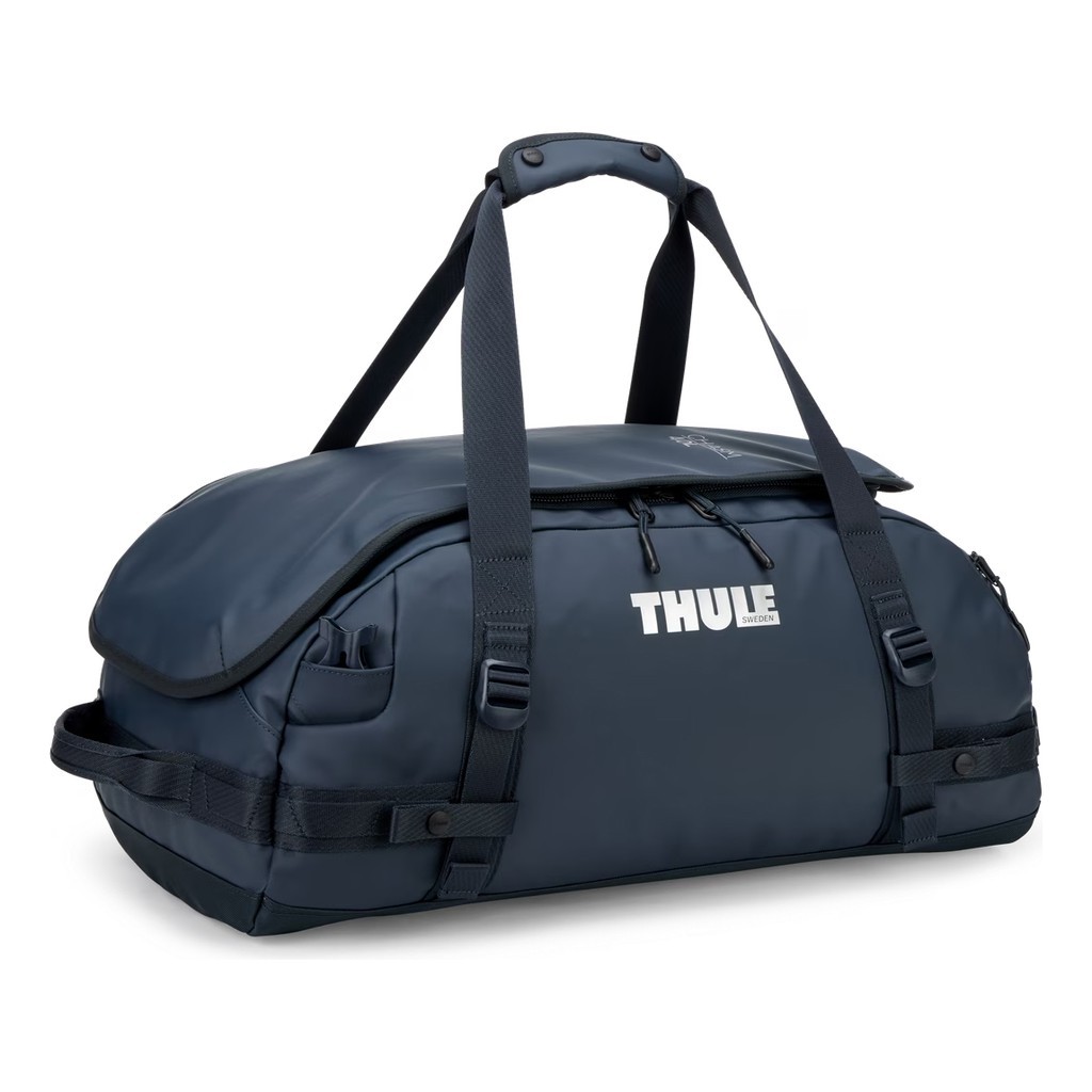 Thule Chasm Recycled Duffel 40L - Darkest Blue in de groep Opslag / Plunjezakken bij Sportfiskeprylar.se (3205590)