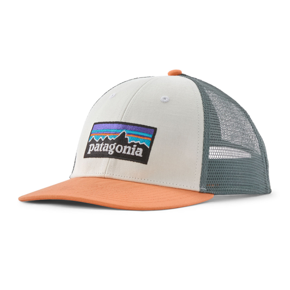 Patagonia P-6 Logo LoPro Trucker Hat WTPE in de groep Kleding & Schoenen / Petten, mutsen en overig / Petten / Truckerpetten bij Sportfiskeprylar.se (38283-WTPE-ALL)