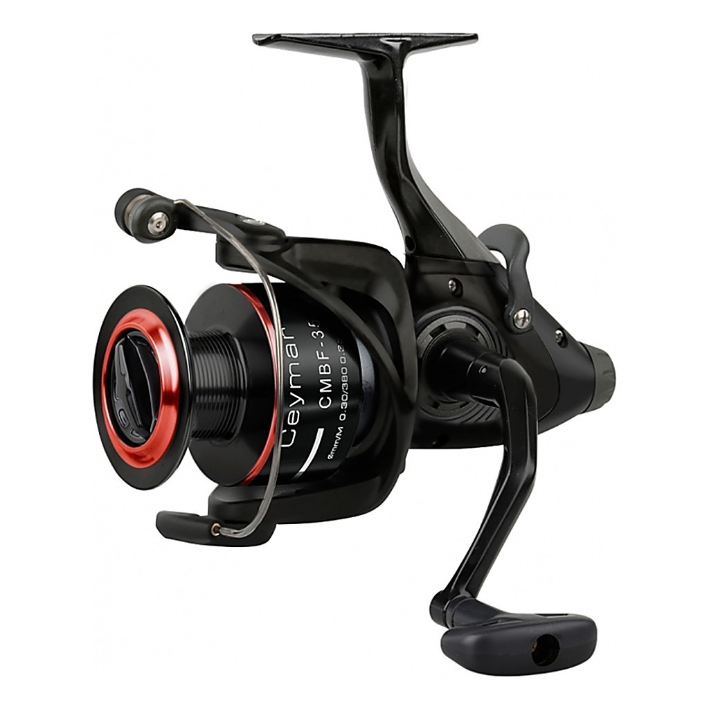 Okuma Ceymar Bait Feeder inc. Ex. Graphite spool in de groep Reels / Baitrunners & Karpermolens / Bairunners & Baitfeeders bij Sportfiskeprylar.se (54204r)