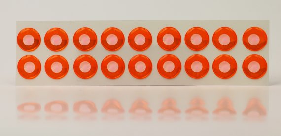 Epoxy Eyes 5,1mm white/orange in de groep Haken & Terminal Tackle / Vliegvis bindmateriaal / Vliegbindmateriaal / Ogen bij Sportfiskeprylar.se (MEY3-962)