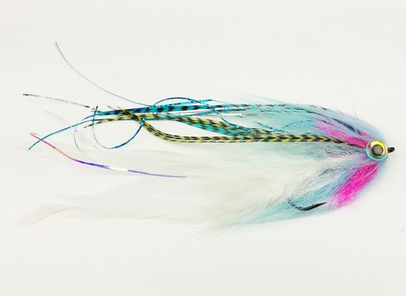 Bauer Pikefly deceiver 4/0 Enkelkrok, UV Baitfish in de groep Kunstaas / Vliegen / Snoekvliegen bij Sportfiskeprylar.se (f18hf1607)